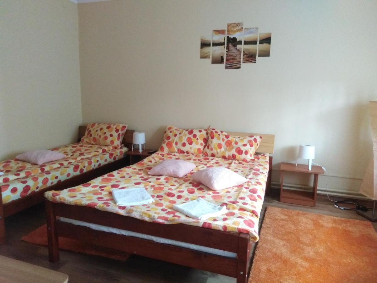 סובאטה Casa De Vacanta Zsenik Vendeghaz מראה חיצוני תמונה