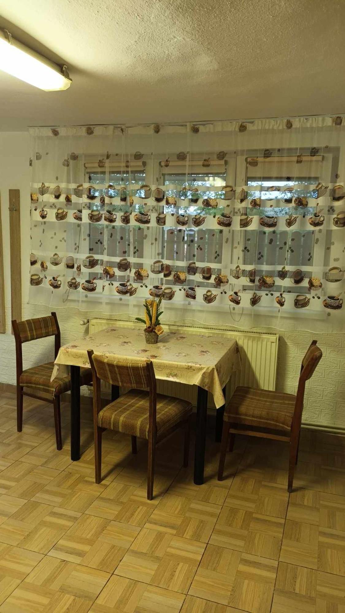 סובאטה Casa De Vacanta Zsenik Vendeghaz מראה חיצוני תמונה